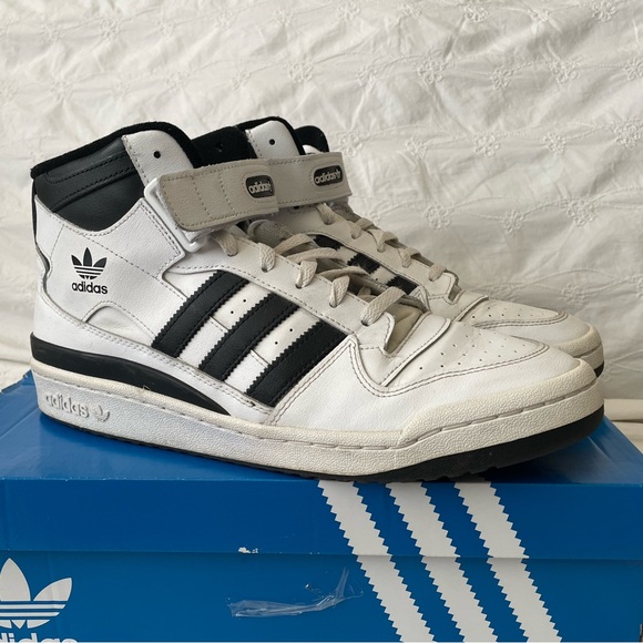 Mens Adidas Forum Mid sneakers - Picture 4 of 10
